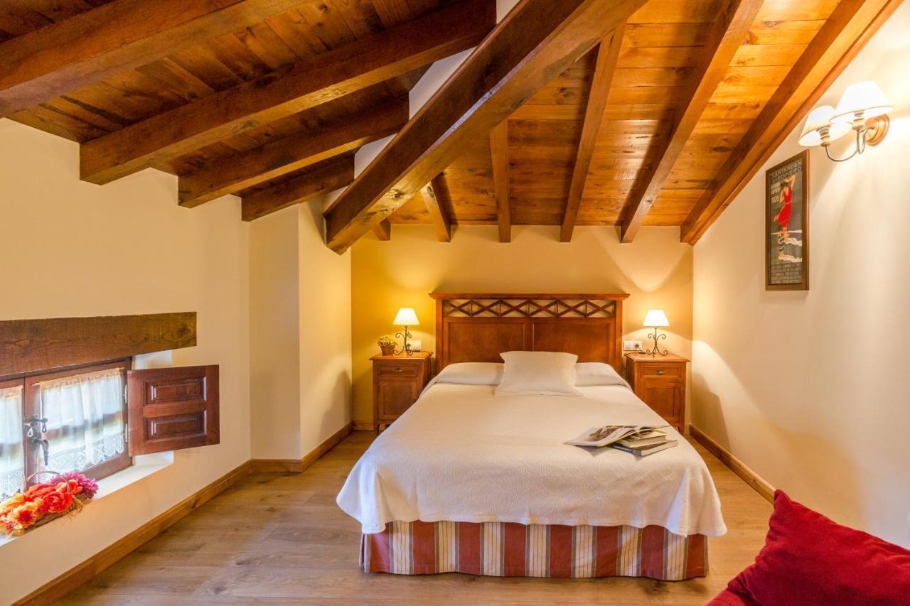 Posada Caborredondo Santillana del Mar Bagian luar foto
