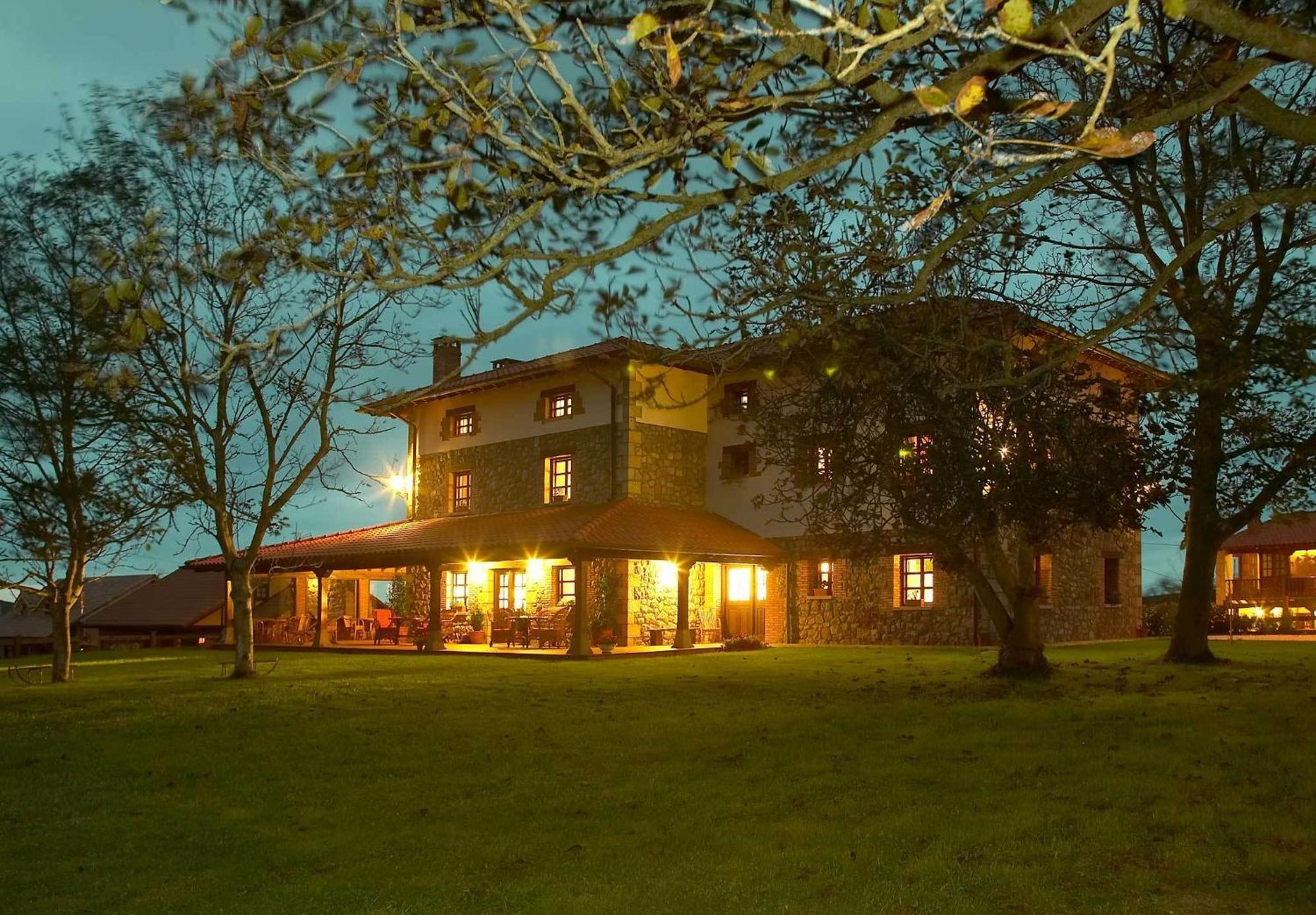 Posada Caborredondo Santillana del Mar Bagian luar foto